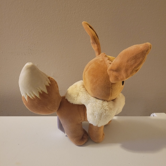 Pokémon Eevee Plush toy - Picture 3 of 6
